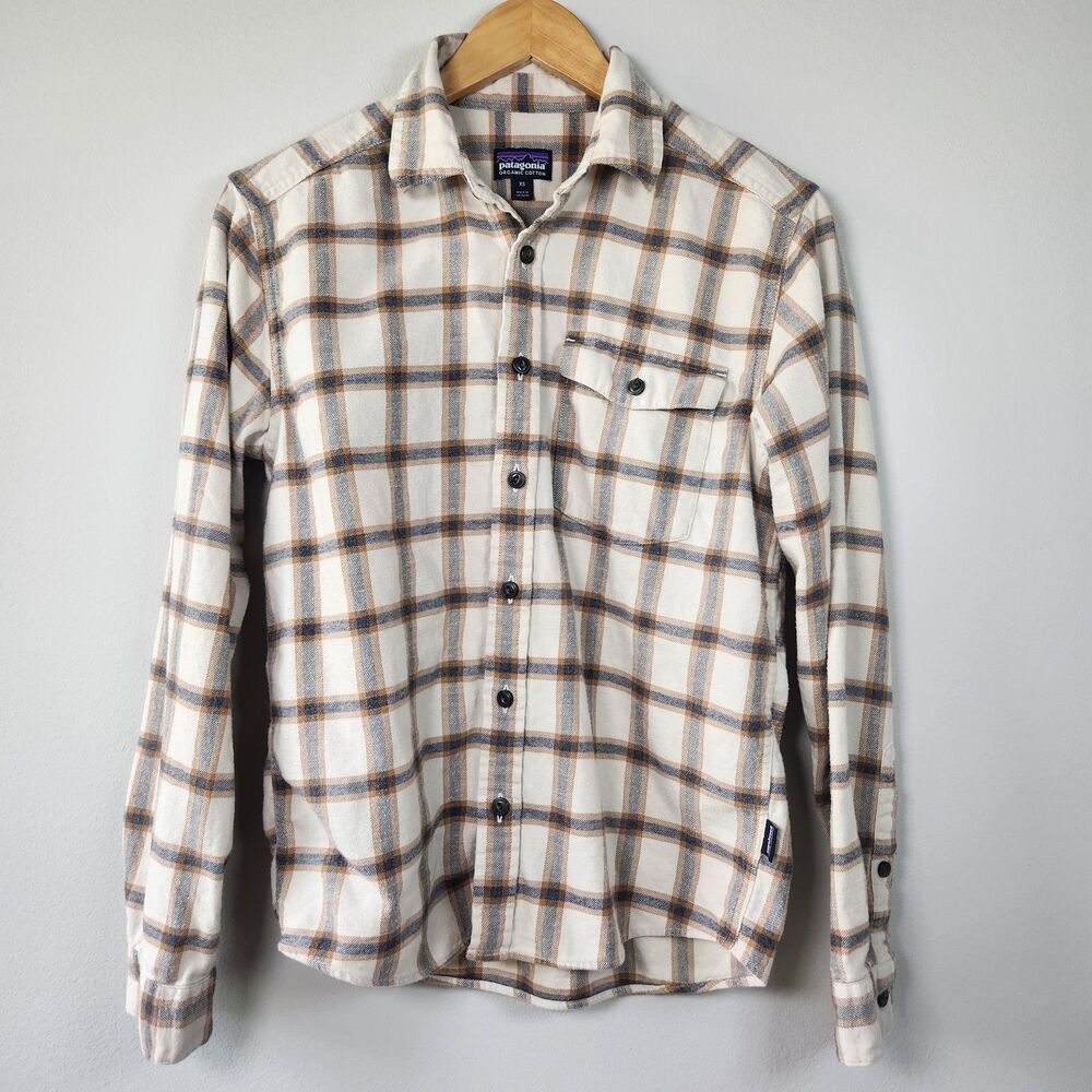Patagonia Lightweight Fjord Flannel Shirt Womens XS Organic Cotton Plaid Button